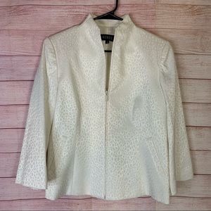 Mondo White‎ Blazer Size 14